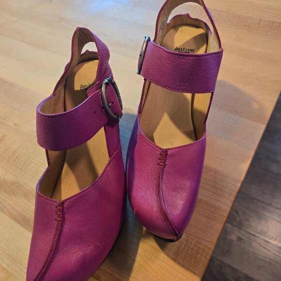 John Fluevog PREPARES GUIDE hot pink platforms - Picture 2 of 4